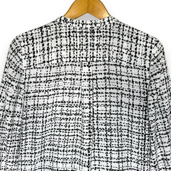 Karl Lagerfeld Paris Women's Pearl Button Top Size XS White Black Tweed Print - Picture 4 of 9